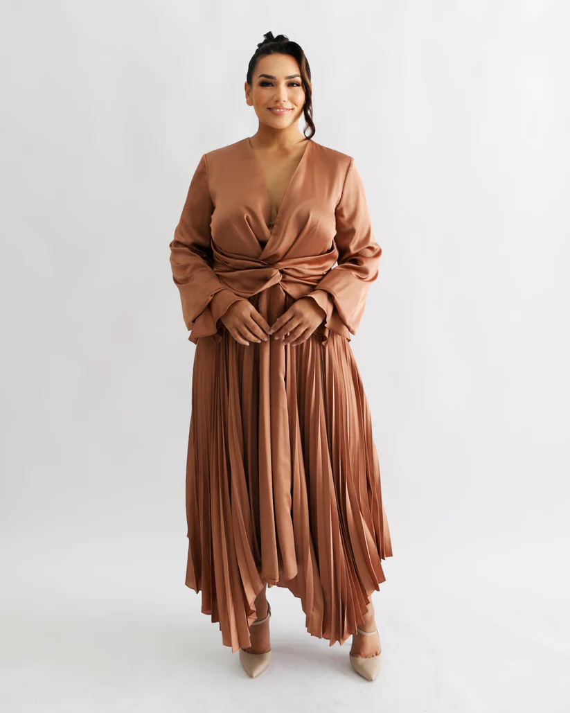 white christmas dresses Hire Ochre Brown Maxi Gown Acler Couture Dress: Womens Plus Size Designer  Evening Dresses & Ball Gowns Rentals Sydney Online – PLUSH AND POSH